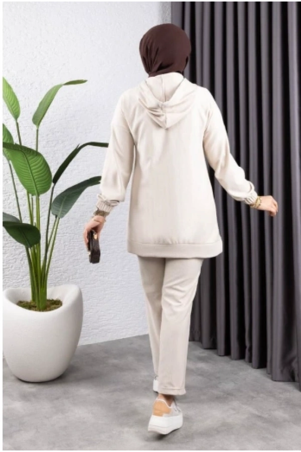 Biyeli Kapşonlu Spor Takım TAŞ