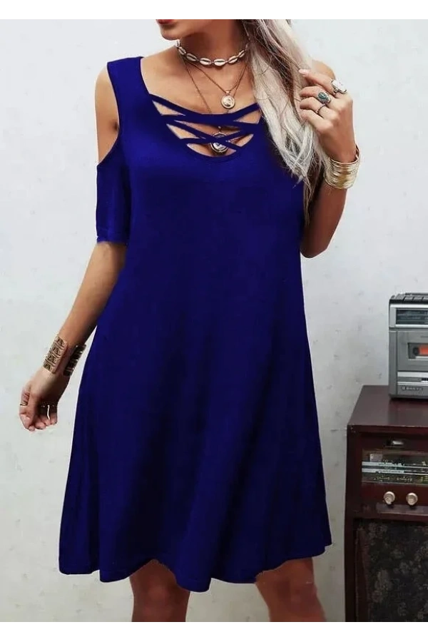 Dekolteli Bağcık Detay Viskon Kumaş Elbise