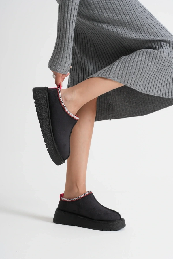 Elsa Kadın Siyah Kışlık Kürklü Terlik