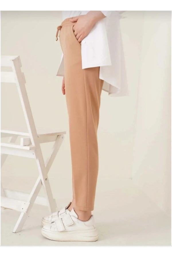 Kadın Tam Kalıp Basic Eşofman Pantolon - Kahverengi