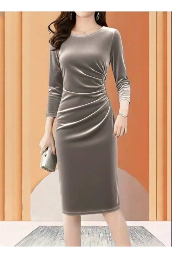 Kadın Uzun Kollu Bot Yaka Yanı Taş Detaylı Midi Kadife Elbise