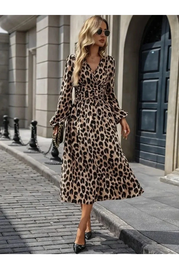 Kadın Uzun Kollu Kruvaze Yaka Belden Oturtmalı Midi Modal Leopar Desenli Elbise