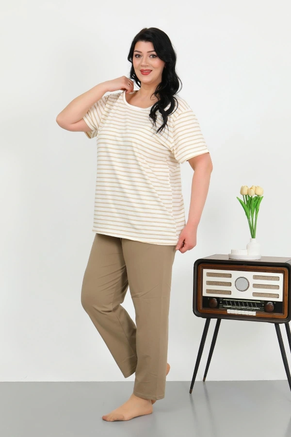 Moda Çizgi Kadın Büyük Beden Kısa Kol Penye Pijama Takımı Sütlü Kahve 202505