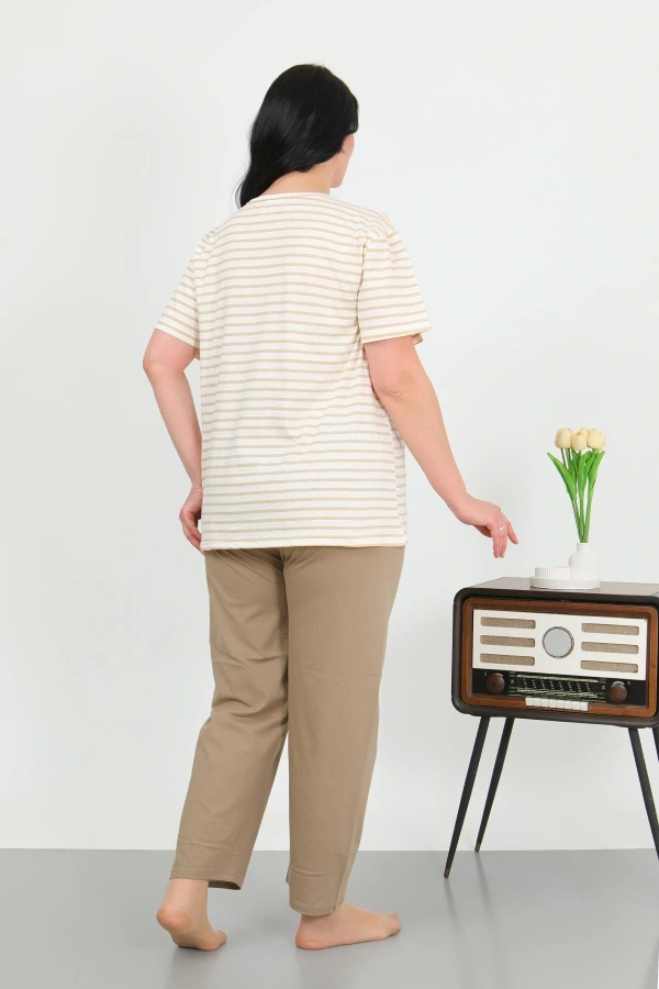 Moda Çizgi Kadın Büyük Beden Kısa Kol Penye Pijama Takımı Sütlü Kahve 202505