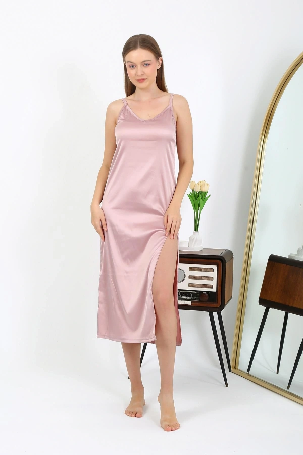 Moda Çizgi Yırtmaçlı Uzun Saten Gecelik Pudra 7410