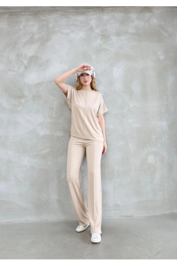 Osy Modal Yumuşak dokulu Kumaş Bisiklet Yaka Kısa Kollu Takım - Bej