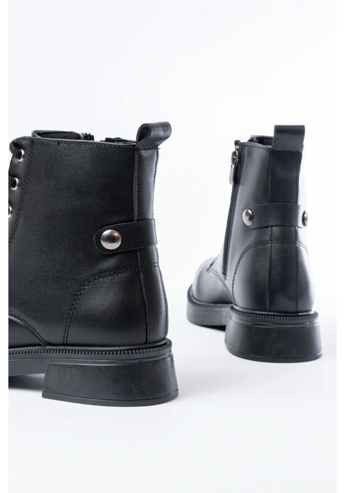 02-2003 Siyah Bağcıklı Fermuarlı Günlük Kadın Bot