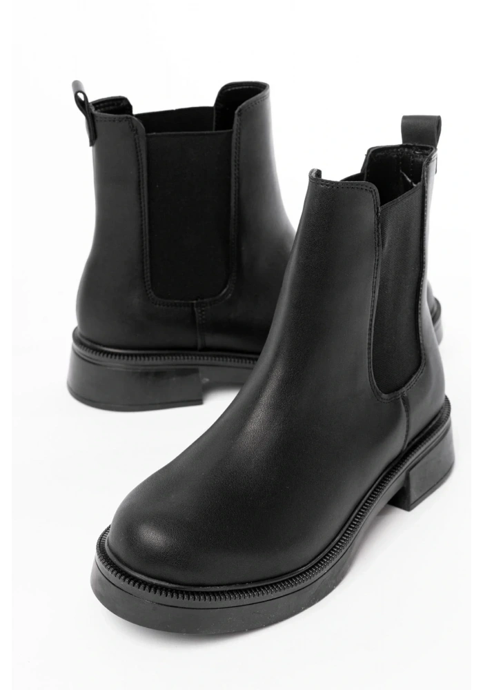 02-2137 Siyah Lastikli Günlük Kadın Bot