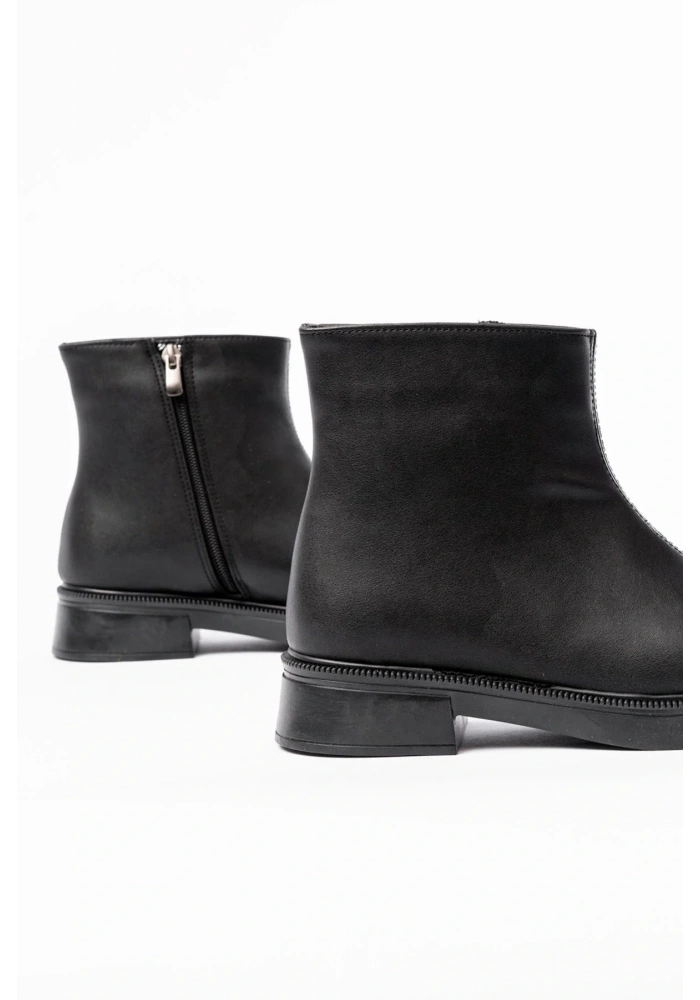 02-3033 Siyah Fermuarlı Günlük Kadın Bot