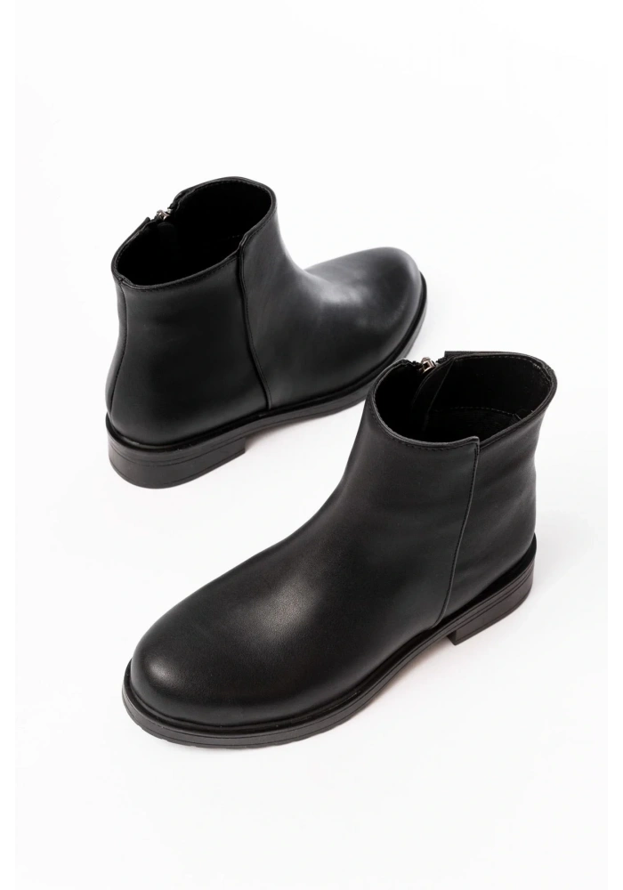 165-204 Siyah Fermuarlı Günlük Kadın Bot