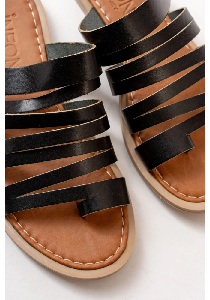 169-082 Siyah Ortopedik Hakiki Deri Kadın Terlik