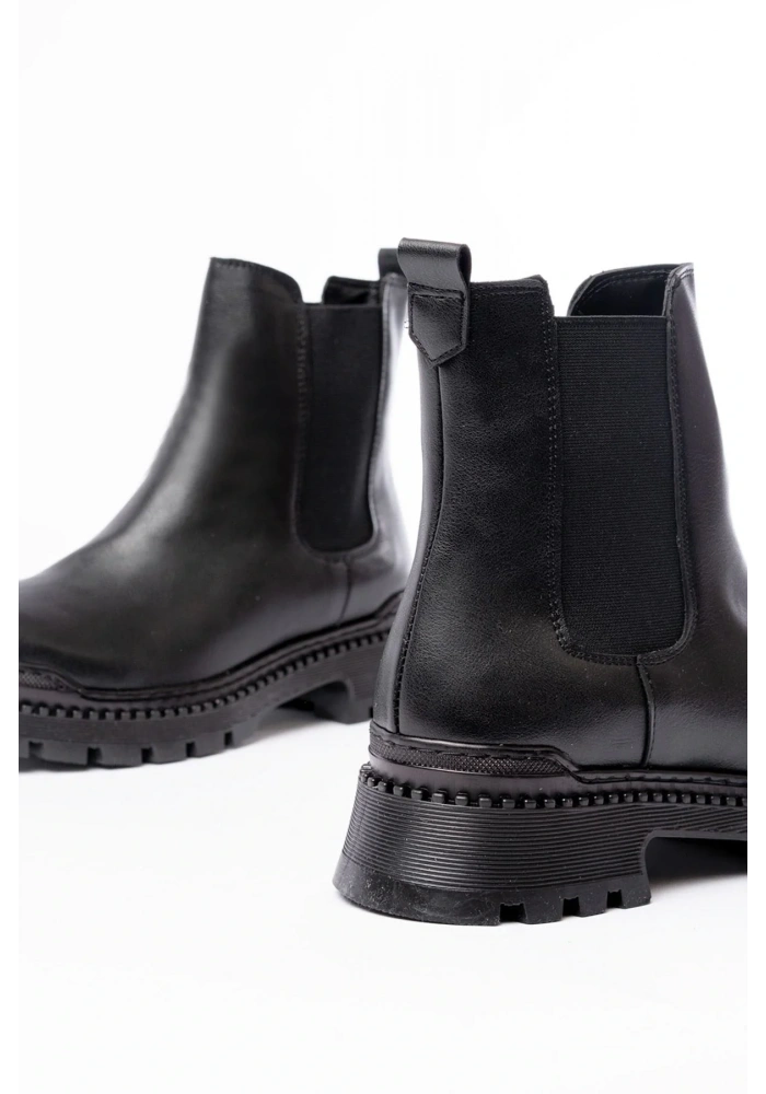 2051-2137 Siyah Lastikli Günlük Kadın Bot