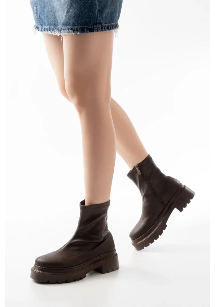 236-2011 Kahve Streç Fermuarlı Günlük Kadın Bot