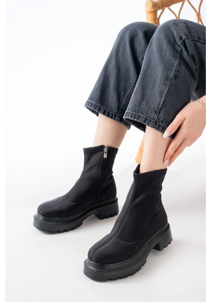 236-2011 Siyah Dalgıç Fermuarlı Günlük Kadın Bot