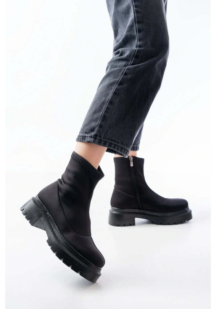 236-2011 Siyah Dalgıç Fermuarlı Günlük Kadın Bot
