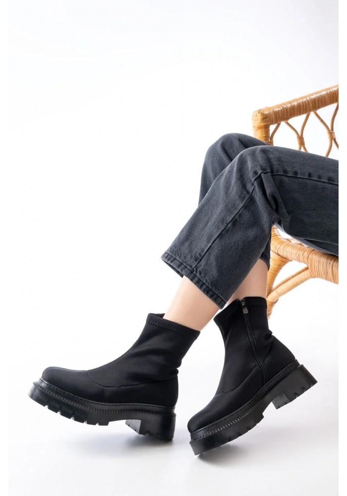 236-2011 Siyah Dalgıç Fermuarlı Günlük Kadın Bot