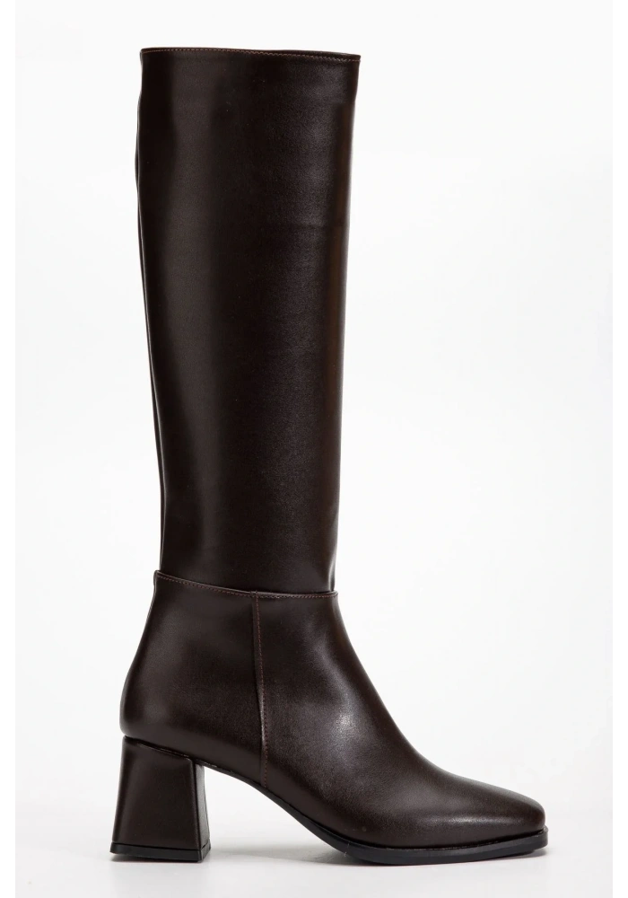 4804 Kahve Cilt Fermuarlı Günlük Bayan Çizme