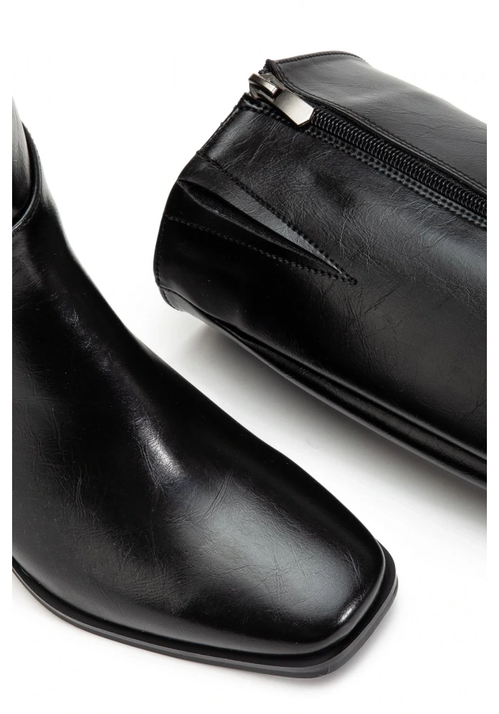 4804 Siyah Kırışık Fermuarlı Günlük Bayan Çizme