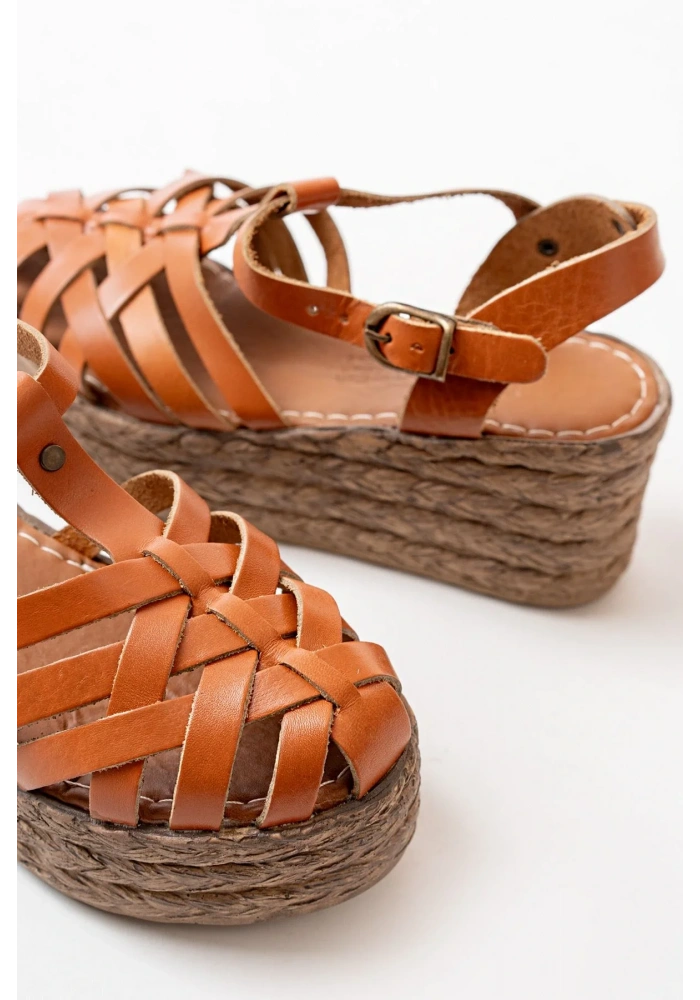 684-02 Taba Ortopedik Hakiki Deri Dolgu Kadın Sandalet