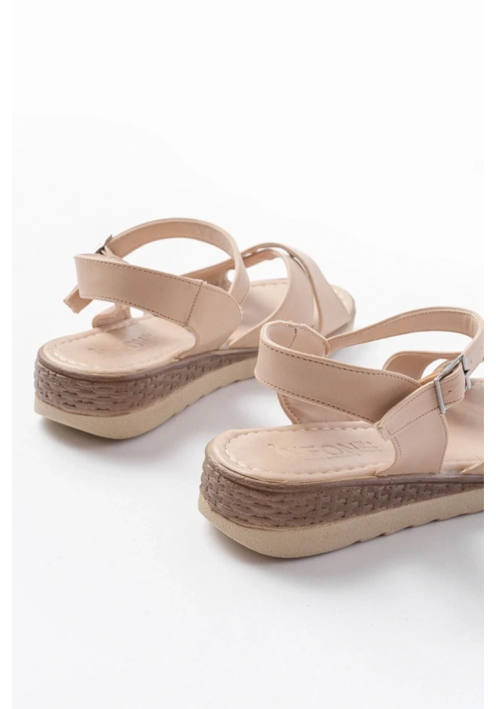 692-564 Nut Ortopedik Taban Çapraz Tokalı Kadın Sandalet