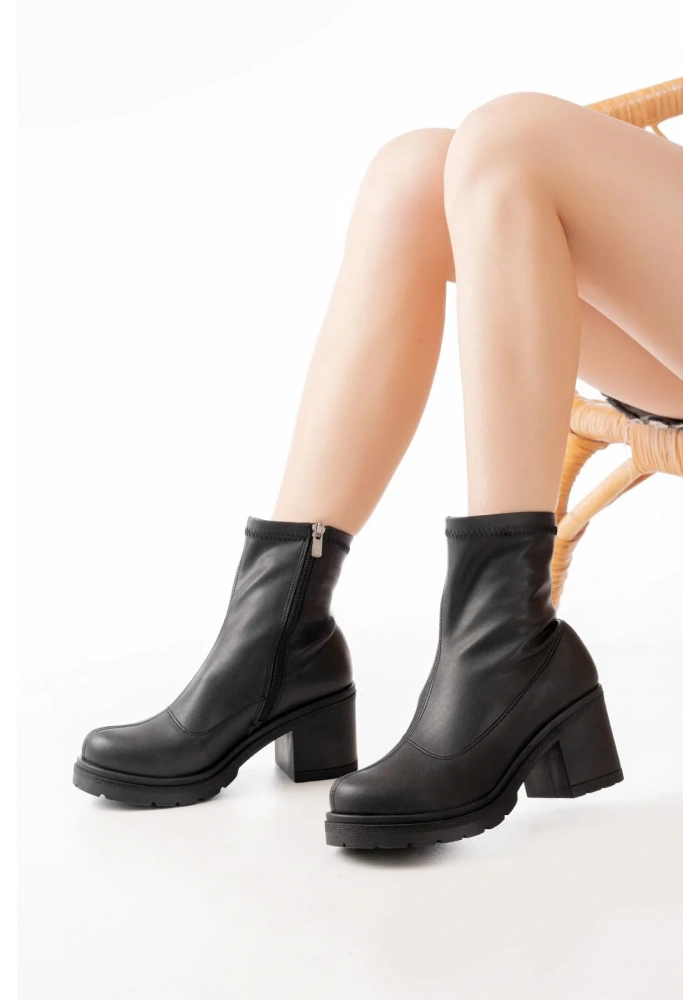 767-3012 Streç Siyah Fermuarlı Günlük Kadın Bot