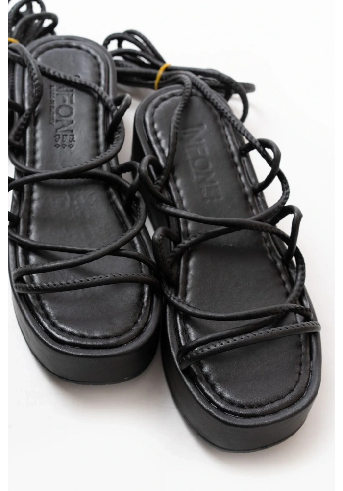 861-1021 Siyah Dolgu Kadın Sandalet