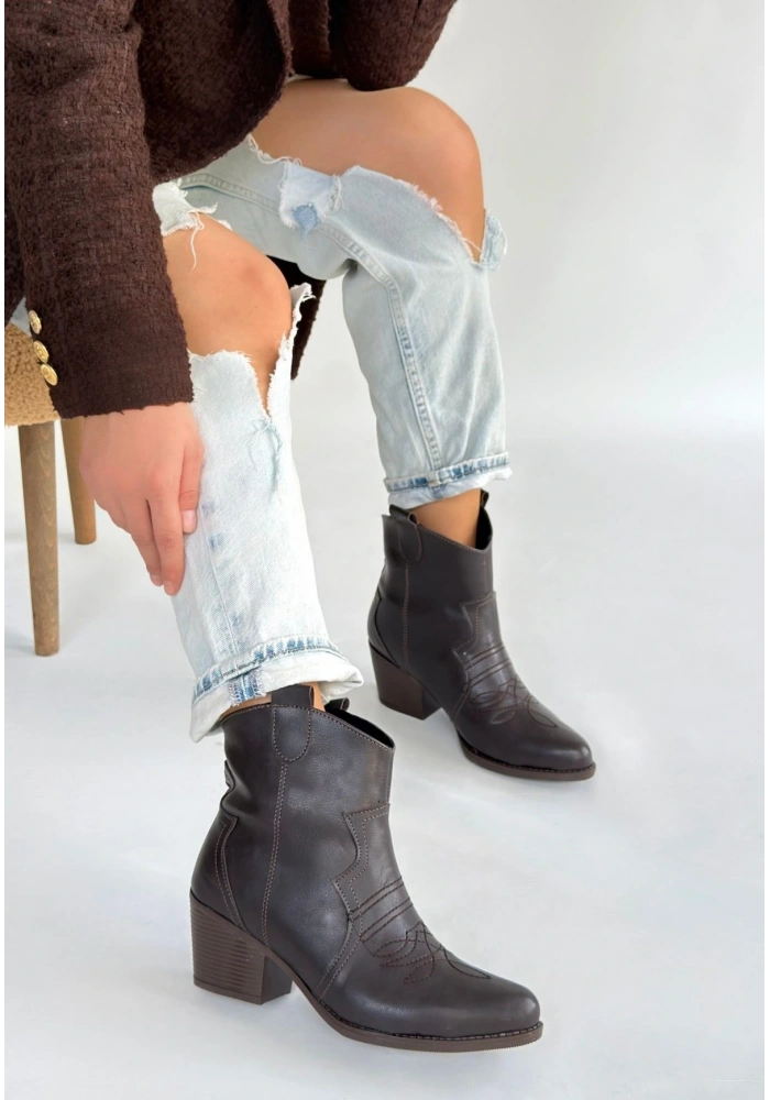 Akver Acı Kahve Cilt Topuklu Bot