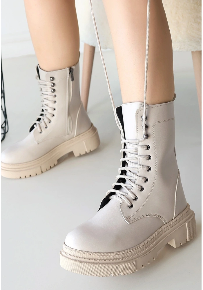 Caxa Bej Cilt Bağcıklı Bot