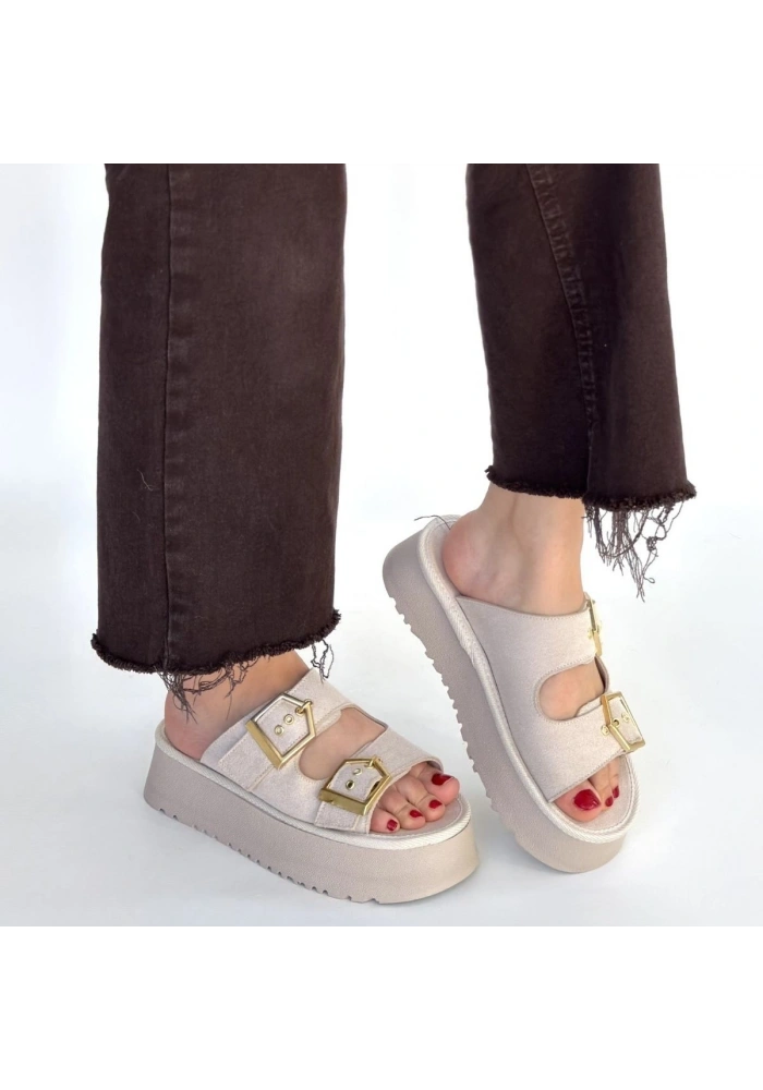 Coer Bej Süet Çift Tokalı Terlik