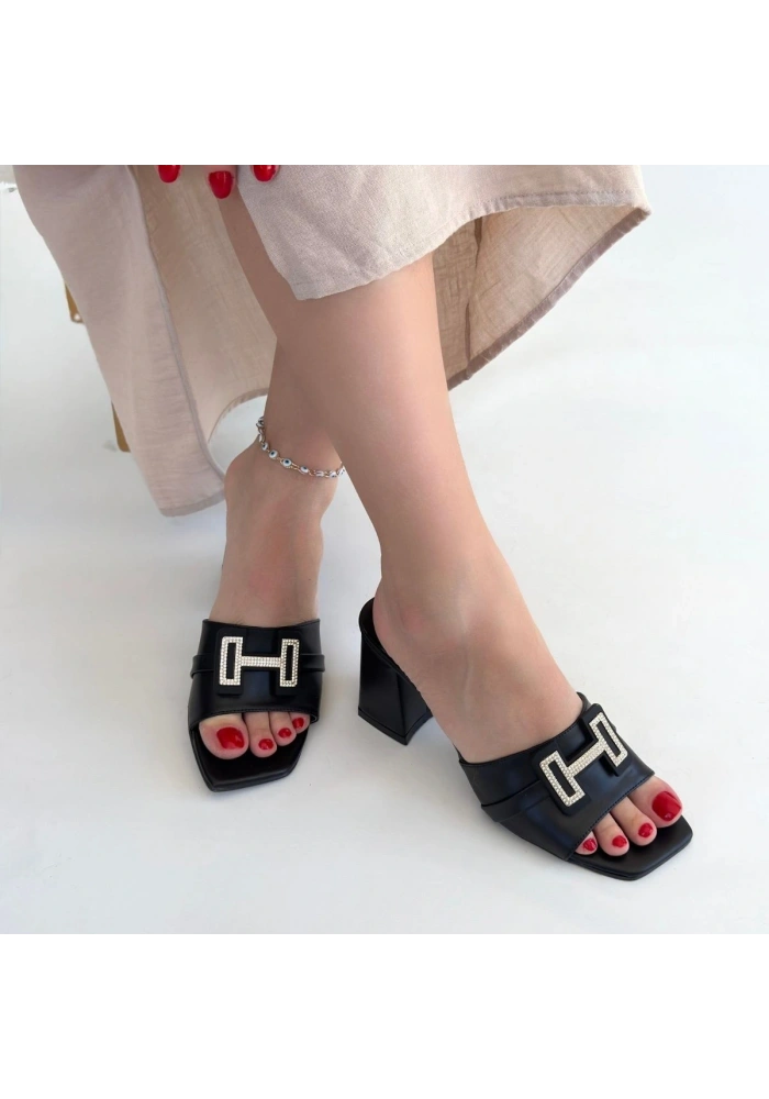 Erew Siyah Cilt Topuklu Terlik