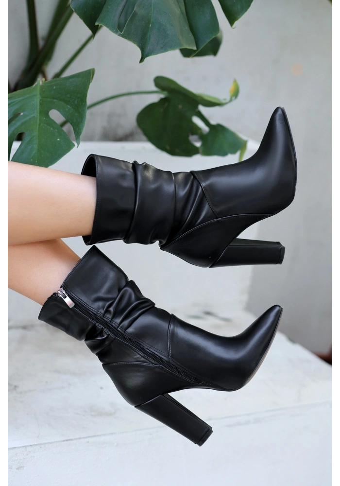 Erita Siyah Cilt Topuklu Çizme