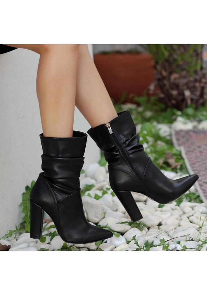 Erita Siyah Cilt Topuklu Çizme