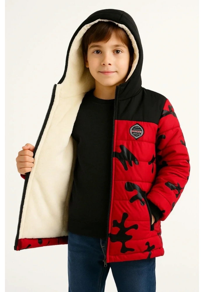 Erkek Çocuk Kamuflaj Desenli Mont İçi Sıcak Tutan Pelüş Astarlı, Kapüşonlu, Fermuarlı Kışlık Su İtici Şişme Mont - Kırmızı