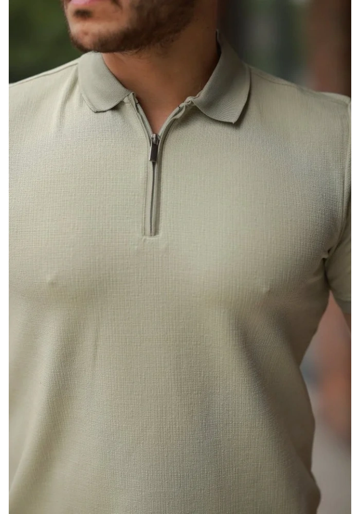 Erkek Fermuarlı Yaka Kısa Kollu Tişört