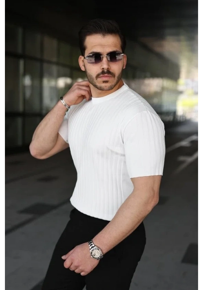 Erkek Fitilli Bisiklet Yaka Kısa Kollu Tişört
