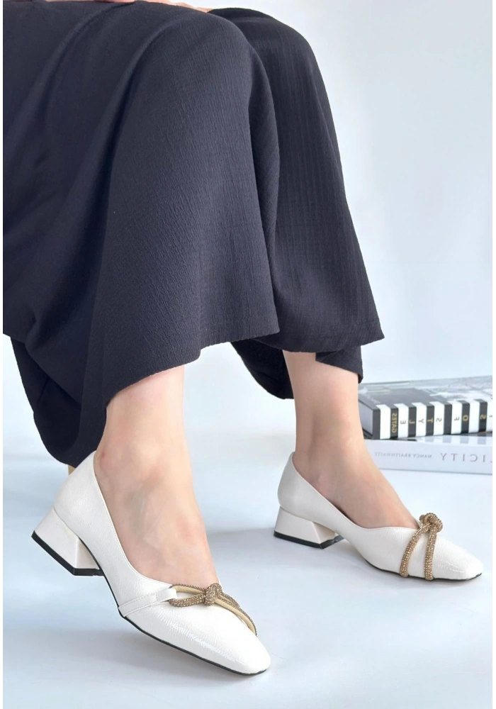 Estay Ten Rugan Topuklu Ayakkabı