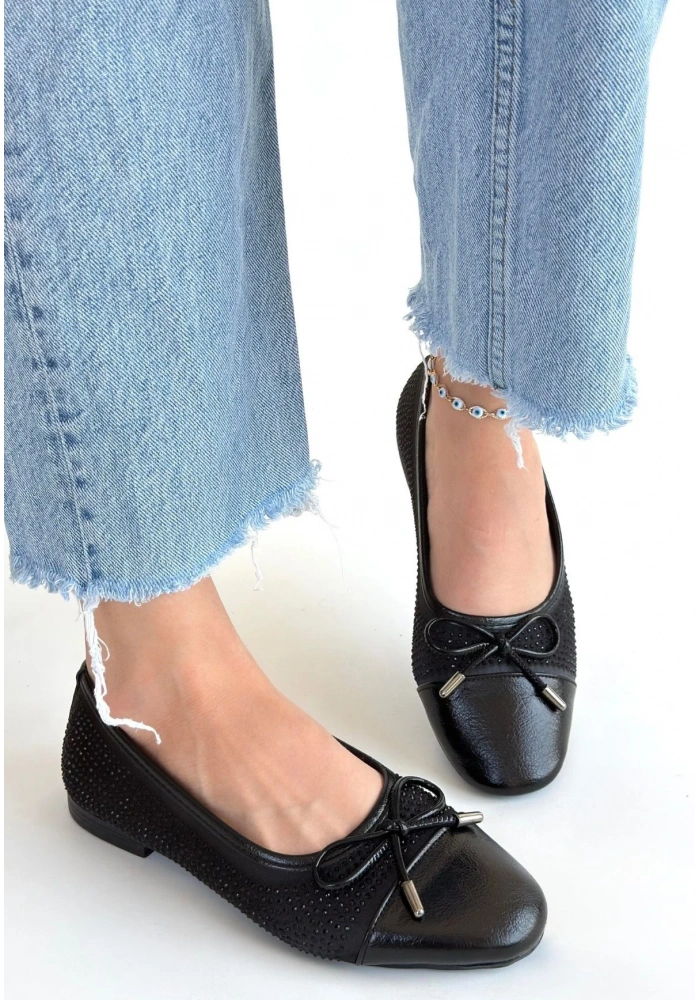 Etya Siyah Cilt Babet Ayakkabı