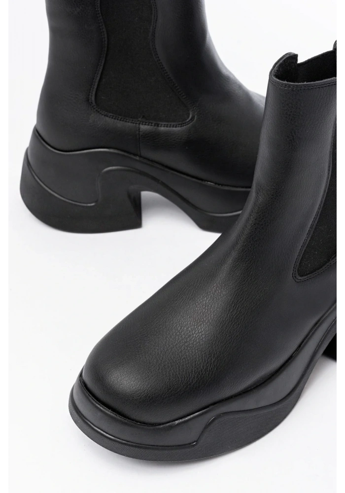 FZ-2400 Siyah Yüksek Tabanlı Lastikli Günlük Kadın Bot