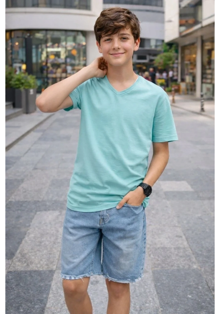 Genç Erkek Çocuk V Yaka Tişört Model - Turkuvaz