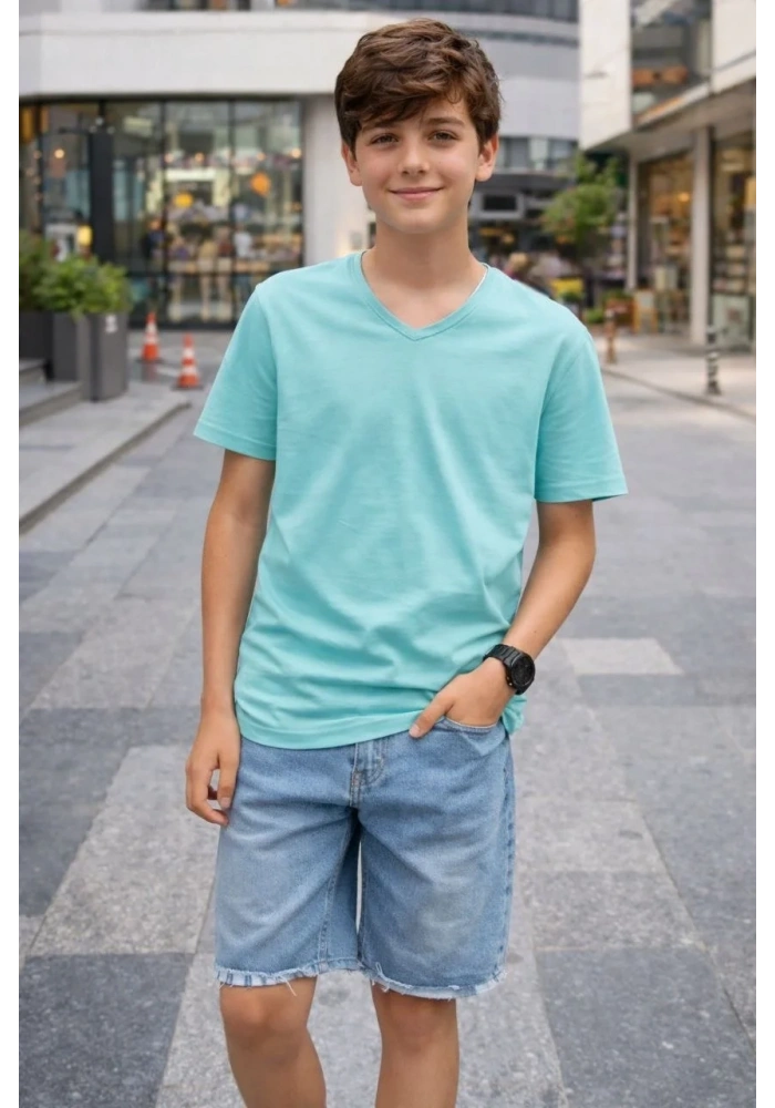 Genç Erkek Çocuk V Yaka Tişört Model - Turkuvaz