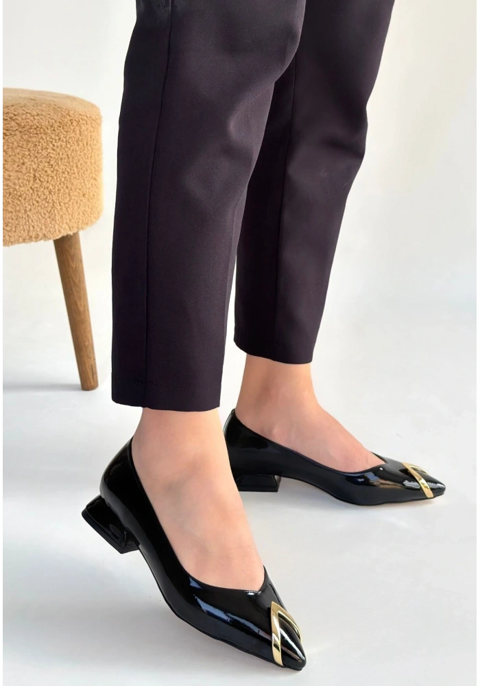 Goes Siyah Rugan Babet Ayakkabı