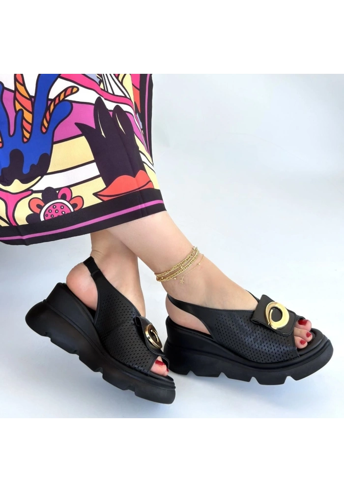 Gwon Siyah Cilt Dolgu Topuk Sandalet