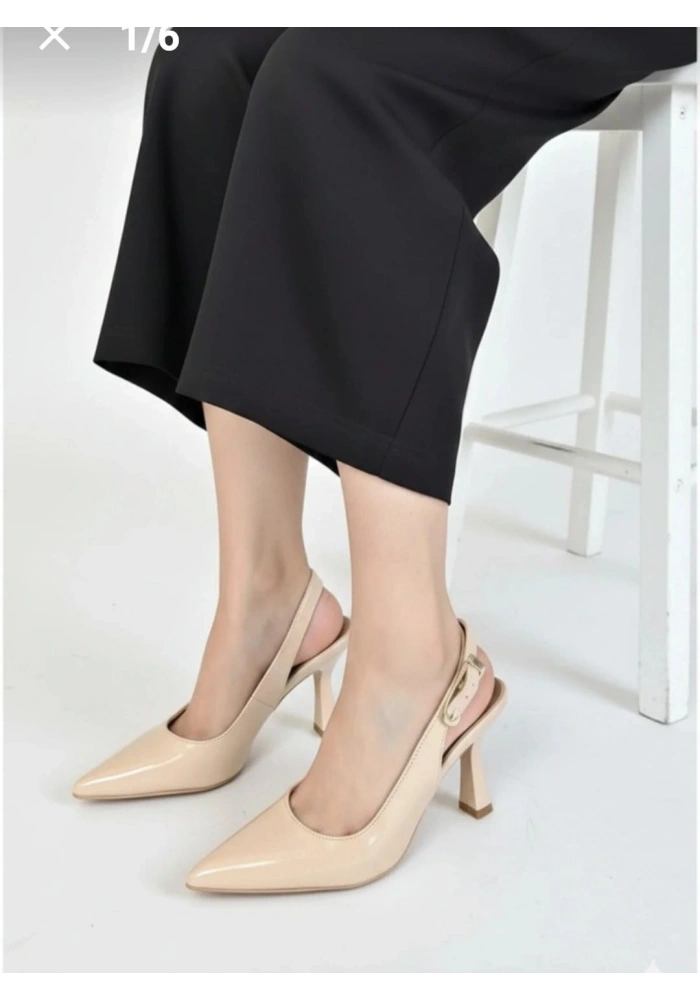 Hies Bej Rugan Topuklu Ayakkabı