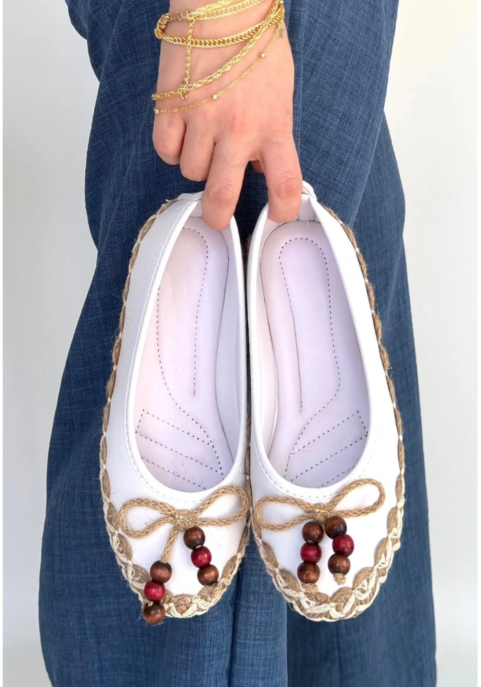 Ilwe Beyaz Cilt Babet Ayakkabı