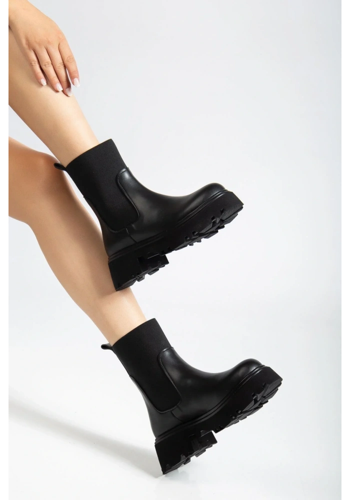 K-815 Siyah Lastikli Yüksek Tabanlı Günlük Kadın Bot