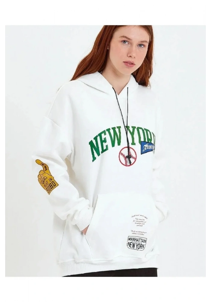 Kadın Oversize Kapüşonlu Cepli Ön Kol Baskılı 3 İplik Pamuklu Hoodie Sweatshirt - Beyaz