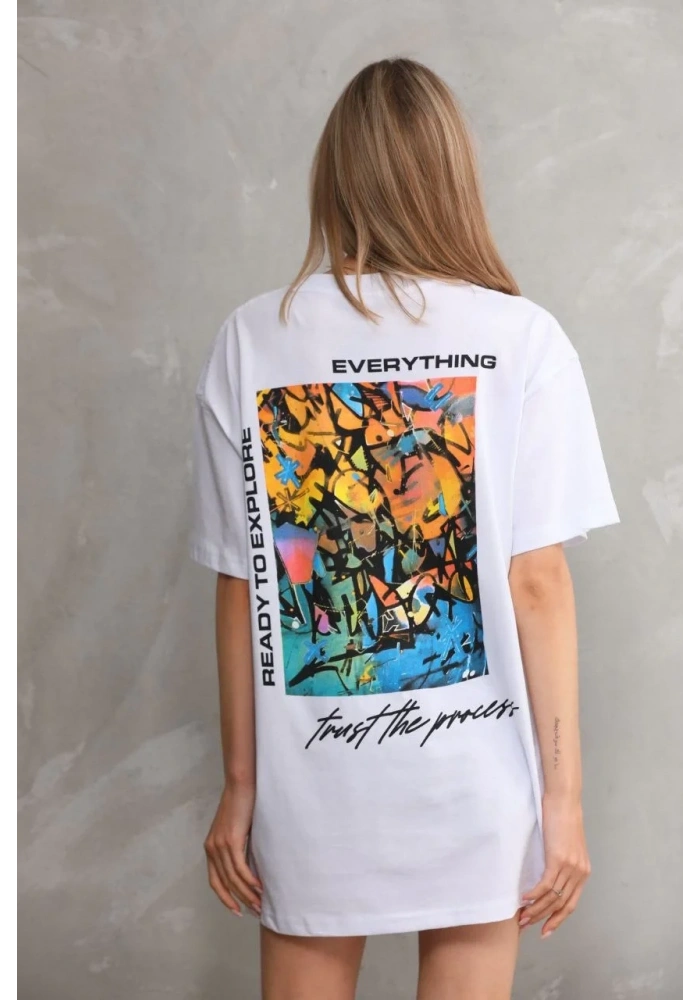 kadın Bisiklet Yaka Baskılı Oversize T-Shirt - Beyaz