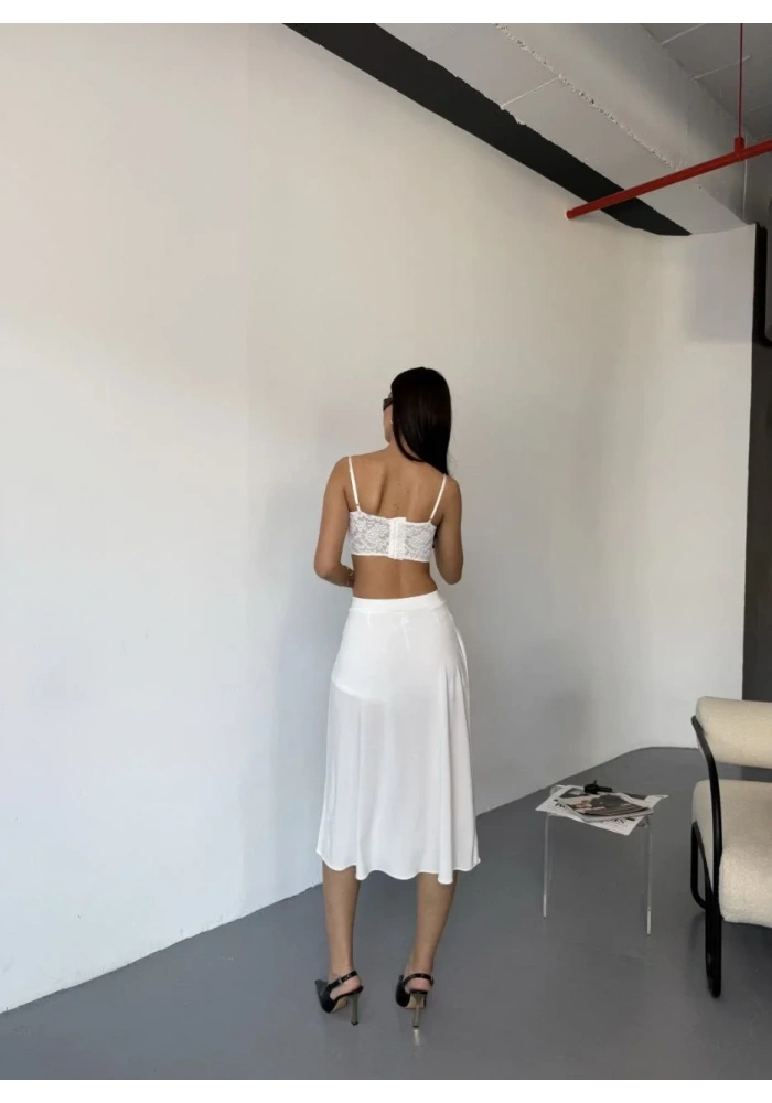 Kadın Çepli Şortlu Yırtmaçlı Etek - Beyaz