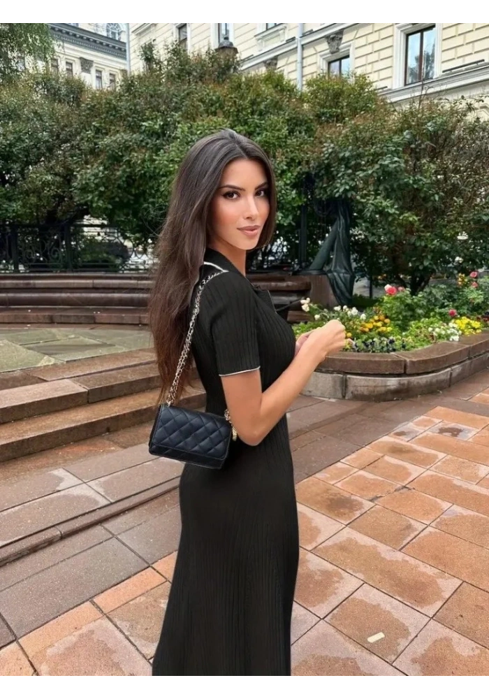 Kadın Kısa Kollu Yakalı önden Düğmeli Maxi Triko Elbise