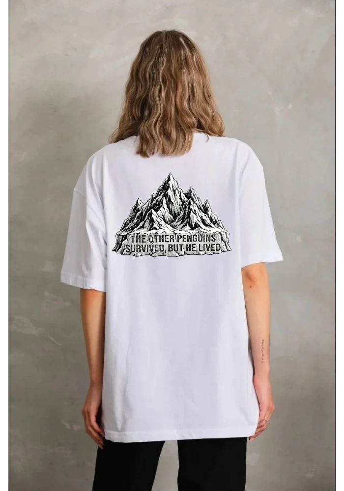 Kadın T-Shirt Nihilist Penguen Baskılı Bisiklet Yaka Kısa kol yazlık Tişört - Beyaz